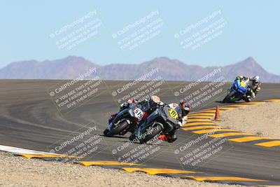 media/Oct-29-2022-CVMA (Sat) [[14c0aa3b66]]/Race 4 500 Supersport-350 Supersport/